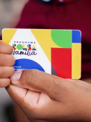 A Caixa Econômica Federal paga nesta quarta-feira (19) a parcela de março do novo Bolsa Família aos beneficiários com Número de Inscrição Social (NIS) de final 2.